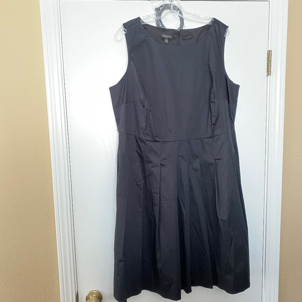 NEW talbots sleeveless pleated dress w/ matching belt (16 wp)